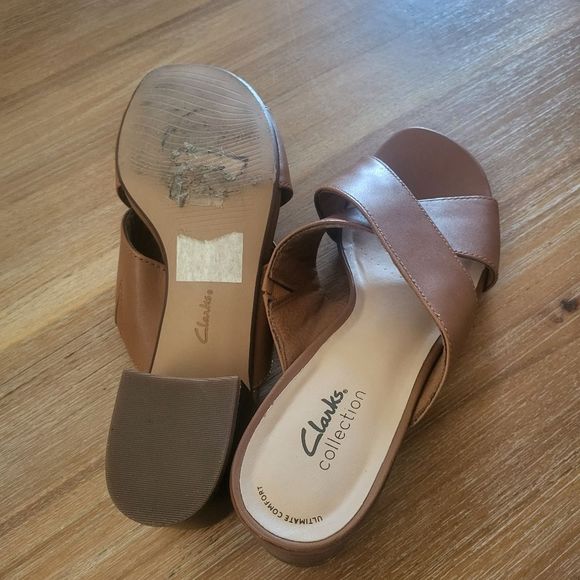 Clarks College Strappy Block Heel Slip On Sandal Size U.S Size 10. - Picture 5 of 8